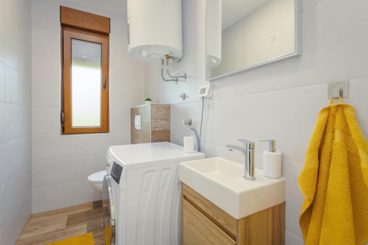 Appartement Lumalu à Galižana Extérieur photo