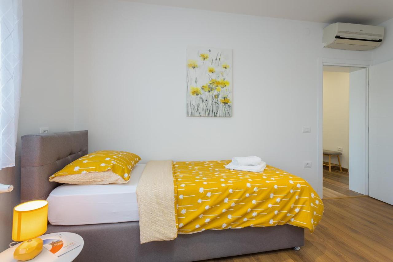 Appartement Lumalu à Galižana Extérieur photo
