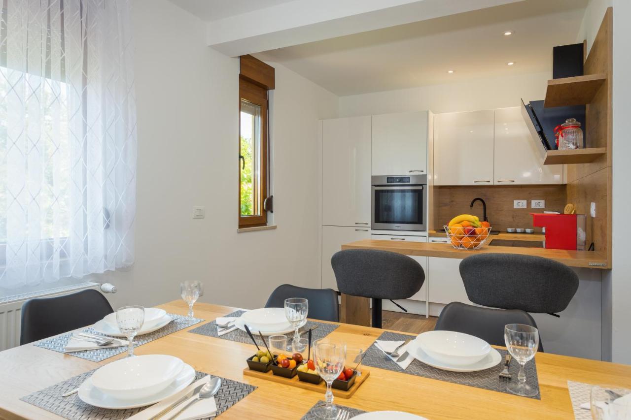 Appartement Lumalu à Galižana Extérieur photo